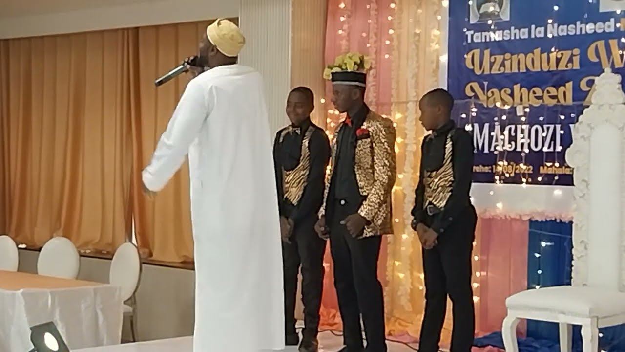 Al Bajoun - Nasaha za ndoa live perfomance at Soud Khafa's wedding ceremony.