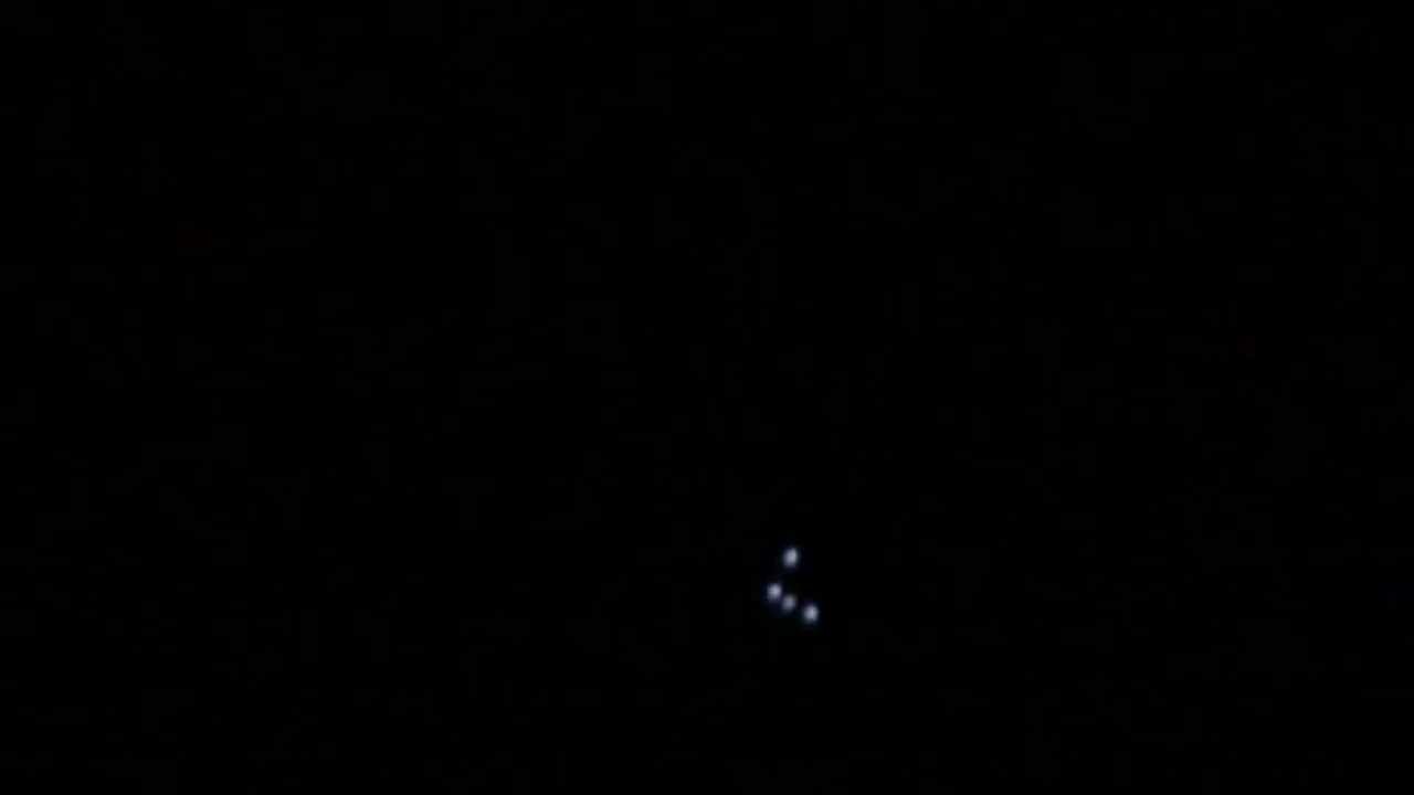 Vshaped light in the sky (Arizona) YouTube