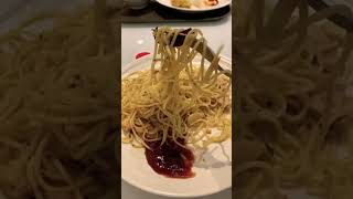 Spaghetti with dried peppers#shorts#lunch#spaghetti#yummy#song#reels#foodie#shortvideo#playing#viral