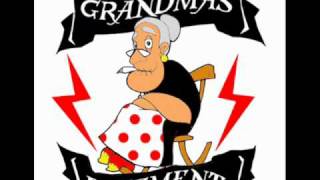 Video thumbnail of "Grandma's Basement - Onki Lív"