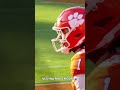 It’s #touchdowntuesday ft. Vizzina’s 62-YD touchdown pass to TJ Moore 😮‍💨 #clemson #accfootball