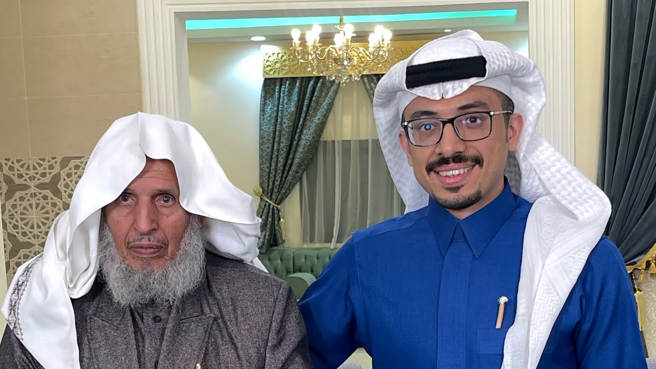 لقاء مع العقيد م والأديب احمد ال مانع من ال زيدي ( بني مغيد ) الحلقة 129من برنامج رموز من منطقة عسير