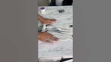 How to make a marbled fondant pattern. Bakers tips. #viralvideo #cakedecorating #beginners