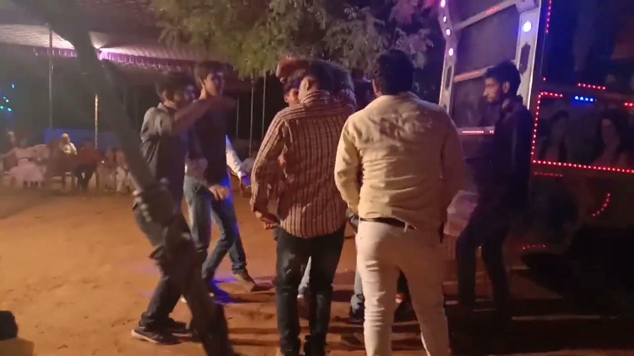 Londe kr rhe h dance