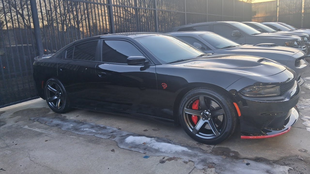 Они купили мне новую машину.