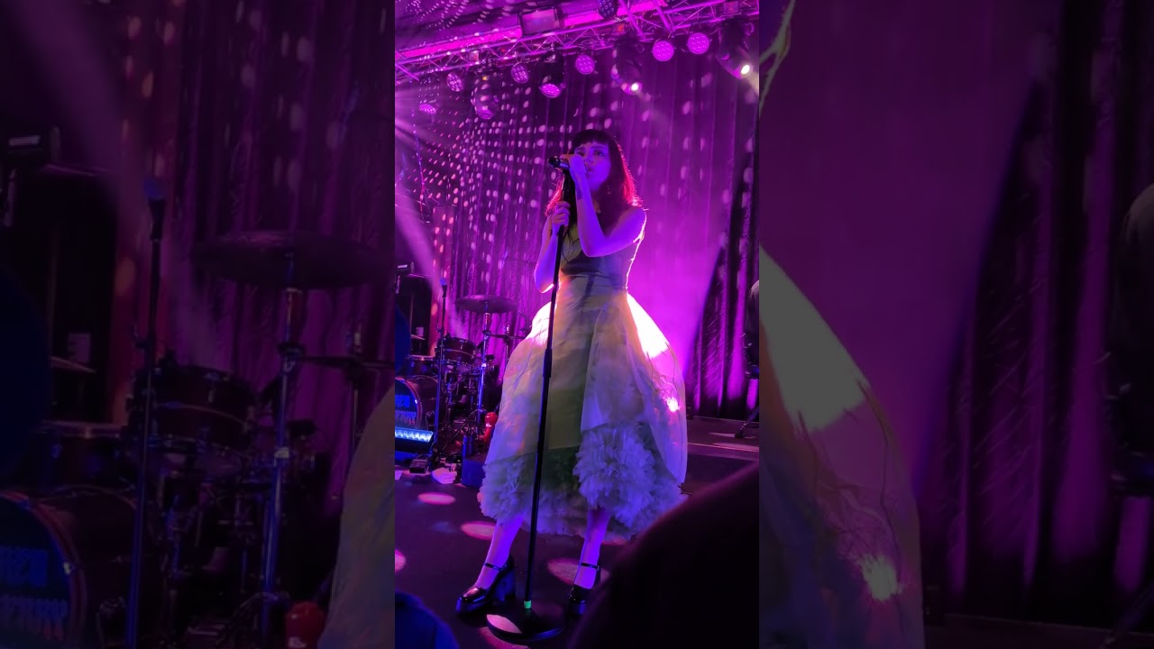 Lauren Mayberry – Oh, Mother Live at Fine Line Music Cafe in Minneapolis Lauren Mayberry – Oh, Mother Live at Fine Line Music Cafe in Minneapolis