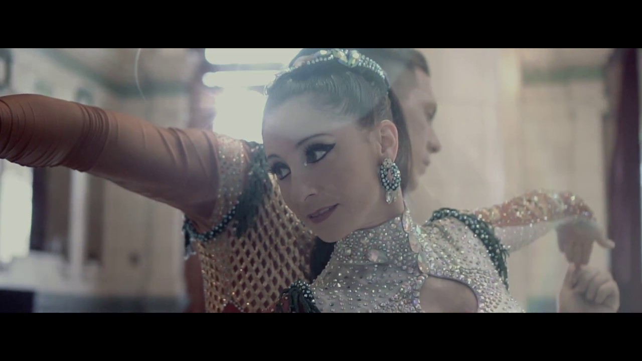 JOEL SANTOS - AL DIABLO Video Clips Oficial con Leticia & Gabriel