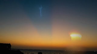 Sky gate ! A strange phenomenon in the sky of Palestine, Gaza.