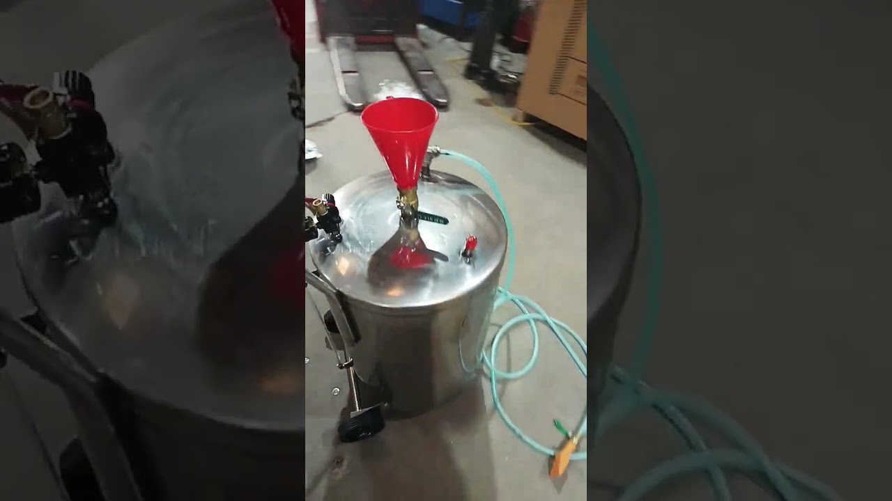 60-Liter Stainless Steel Pneumatic Foam Machine