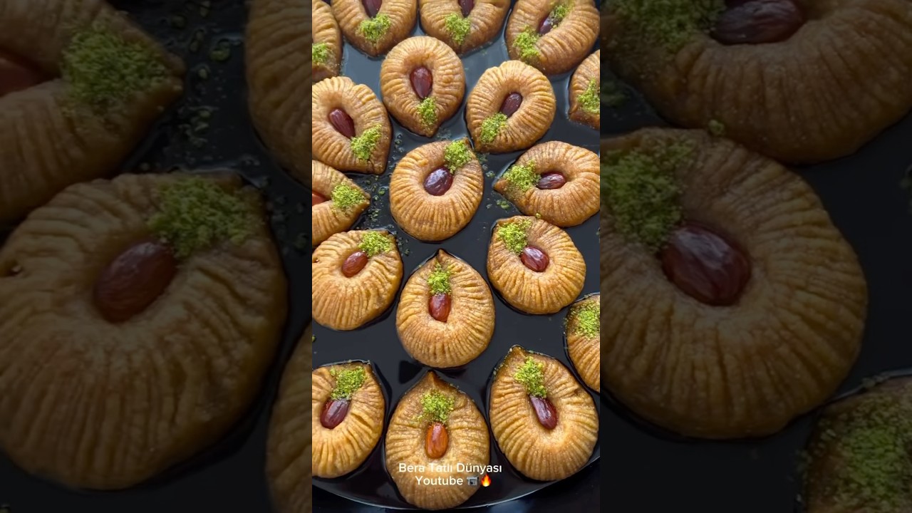 Tarif yorumda🥰 daha ayrıntılı tarif YouTube ana sayfamda🥰 #yummy #baklava