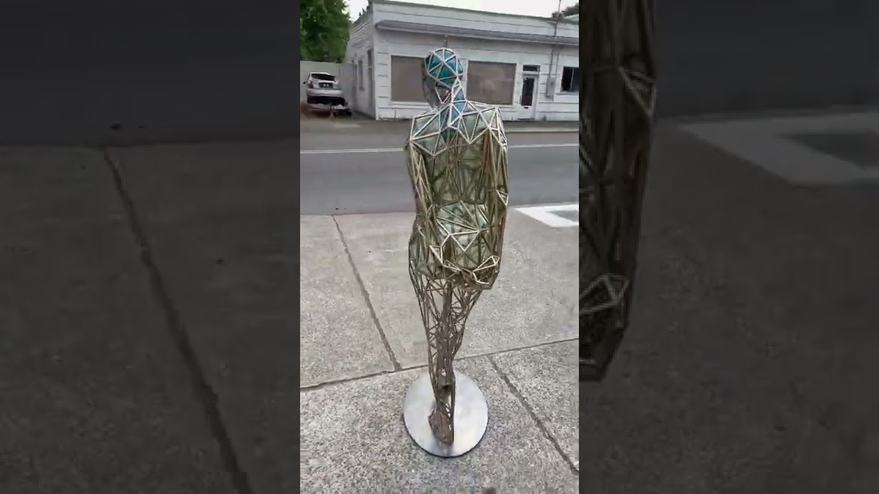 Tänzerin mit Blauem Haar