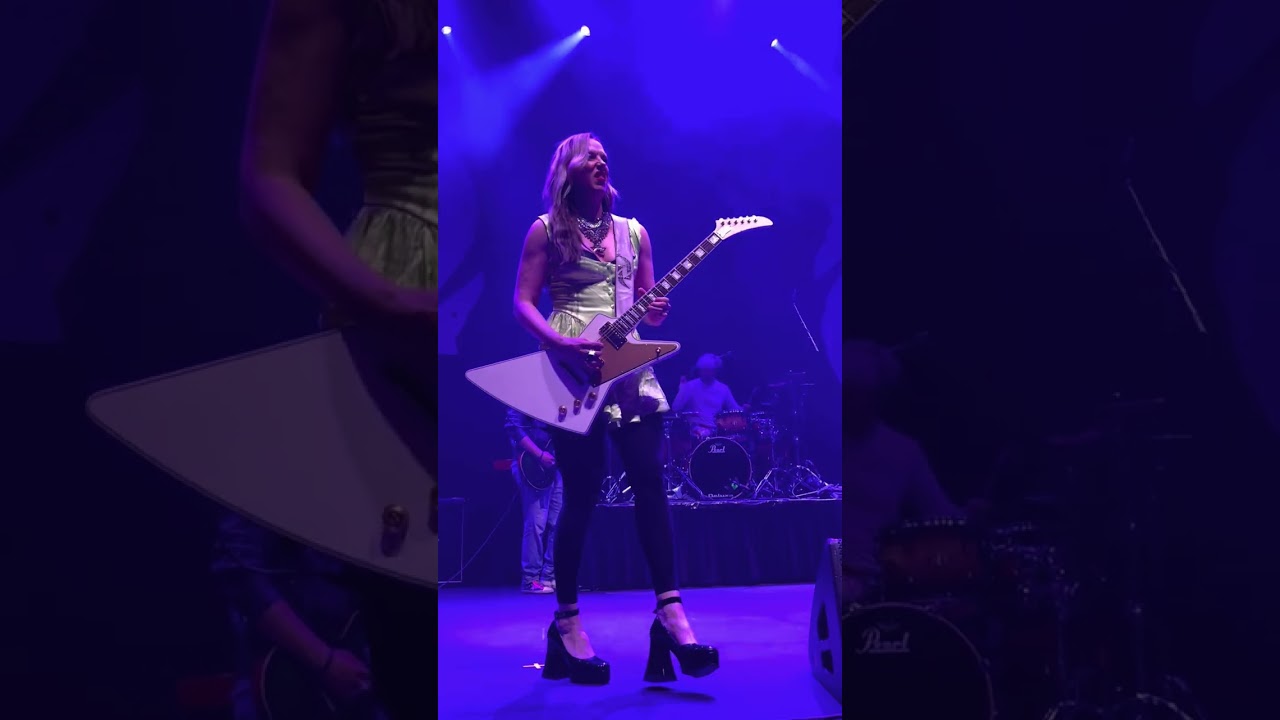 Halestorm - Rock Show [Live] 02/03/2023 - The Forum, Melbourne Aus