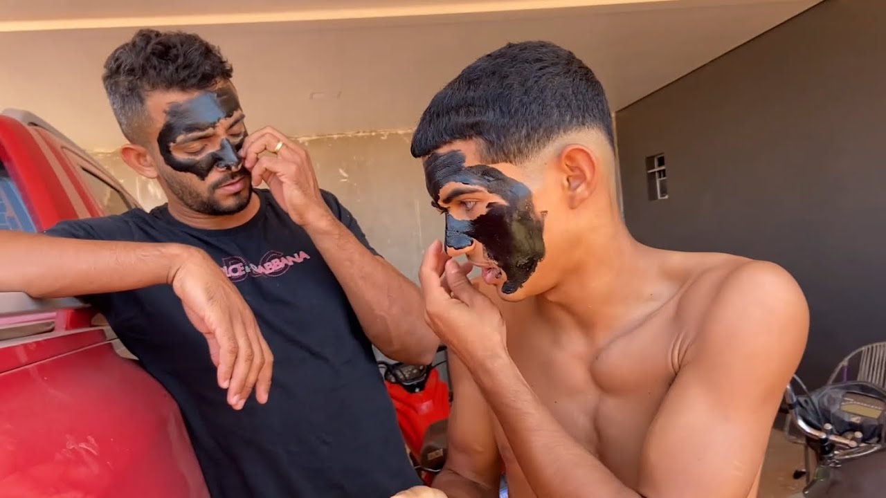 MARCOS E BRUTINHO SE DERAM MAU ESSA MASCARA NÃO SAI NUNCA MAIS 😆