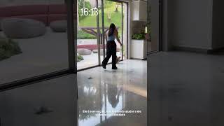 Virgínia leva susto após galinha entrar em sua mansão #zefelipe #virginiafonseca #leonardo