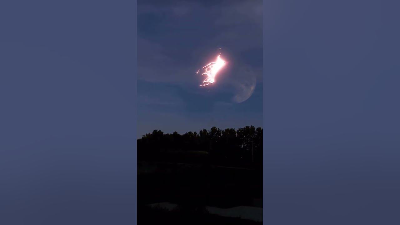 Asteroid hits the moon!!!! #viralvideo #shortvideo #moon#Asteroid