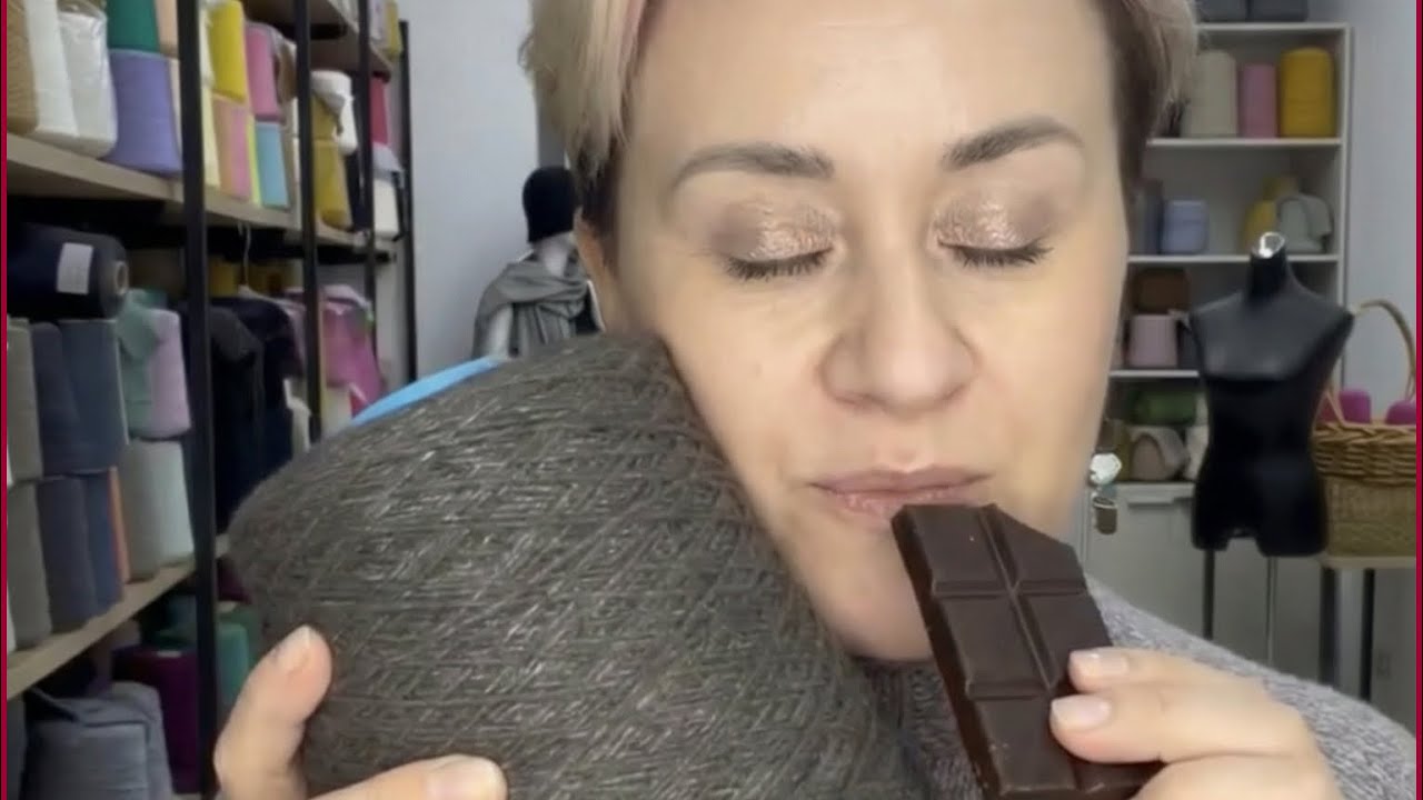 Шоколадная подборка пряжи разных составов. 