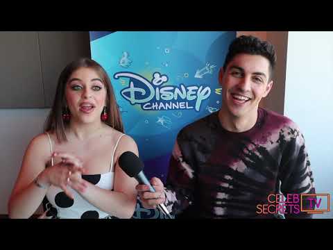 Video: Baby Ariel împărtășește Secretele Din „Zombies 2” și Noul Ei Spectacol „Disney Fam Jam”