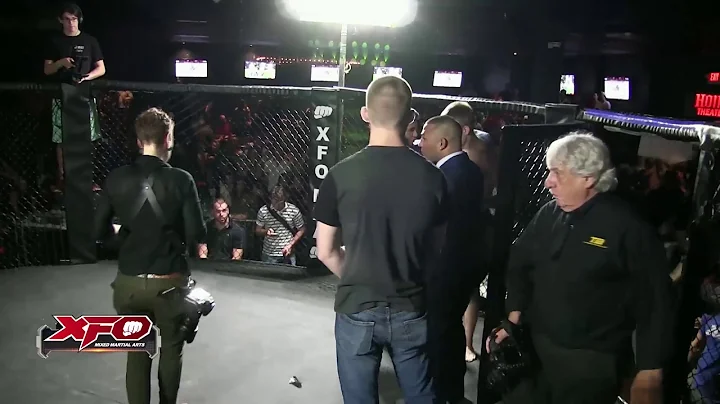 Chris Houlihan vs Rob Stassen - KO of the Night