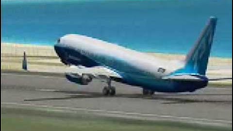 Boeing 737-800 FSX Takeoff *TNCM*