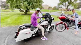 DELIVERING THE 2021 ROAD GLIDE SPECIAL TO THE WINNER IN PHILLY AND HE HAD A CVO WAITING FOR ME!