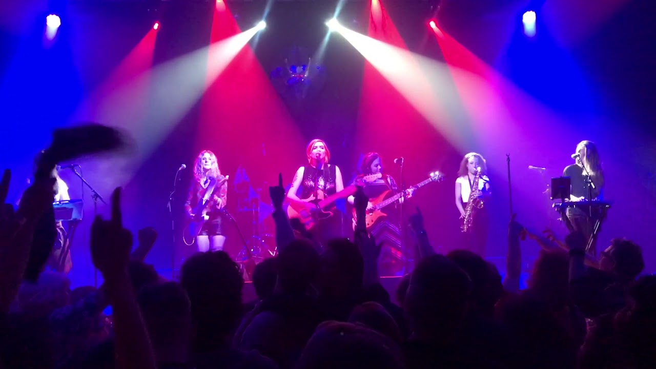 The She Street Band - Born to Run