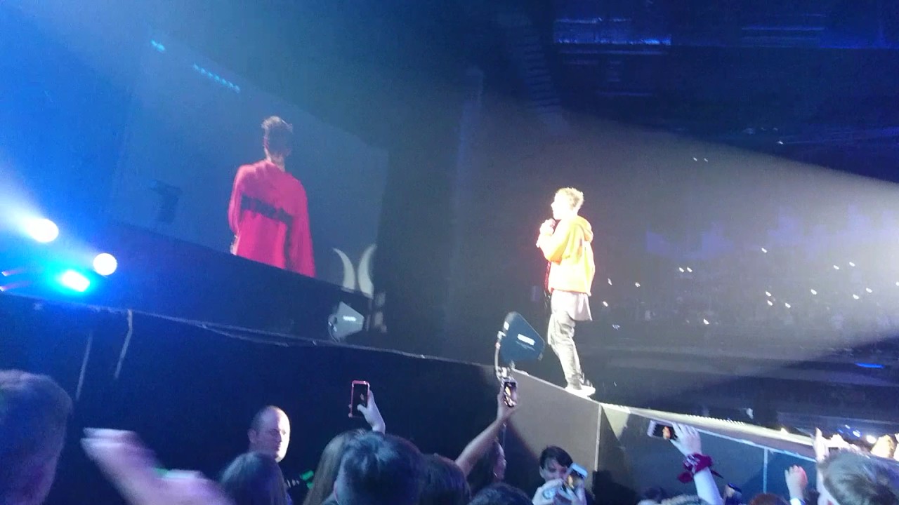 Justin Bieber - Sorry (live @ Dublin, Ireland)