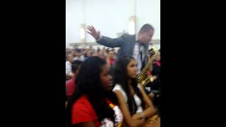 Saxofonista Daniel Milarck - Aclame ao Senhor