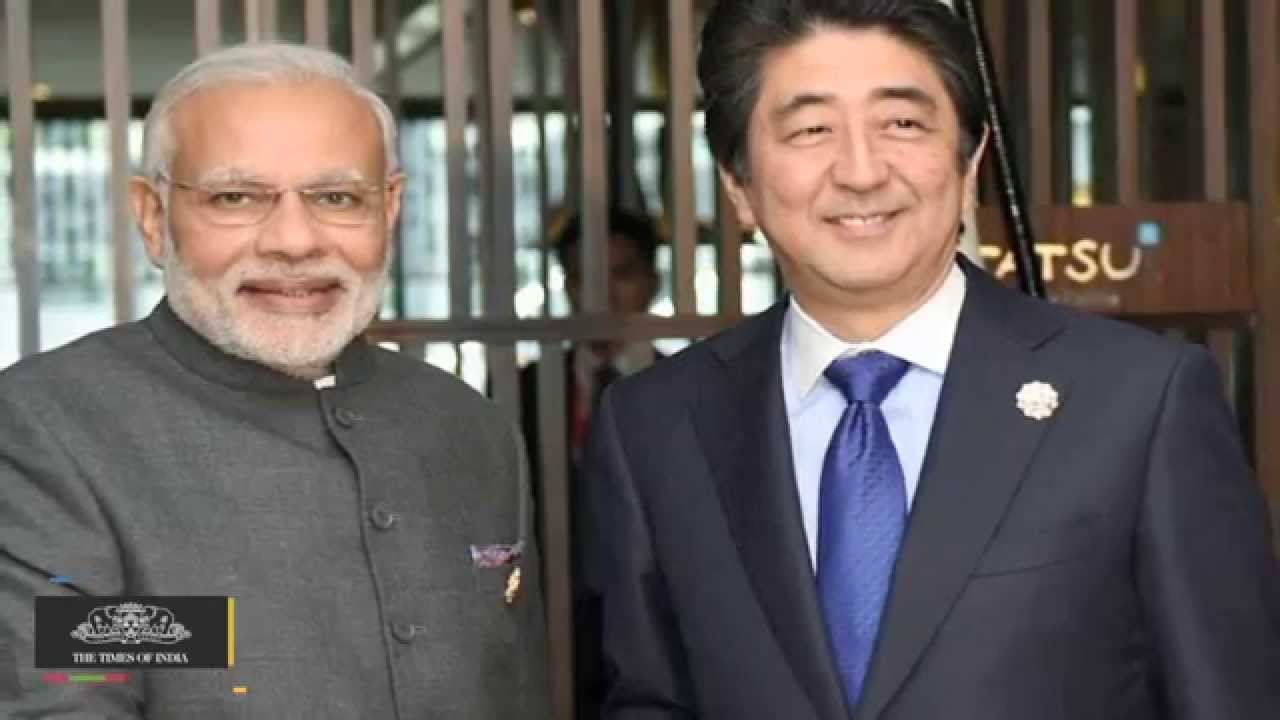 PM Narendra Modi Meets Shinzo Abe On Sidelines Of Asean India Summit