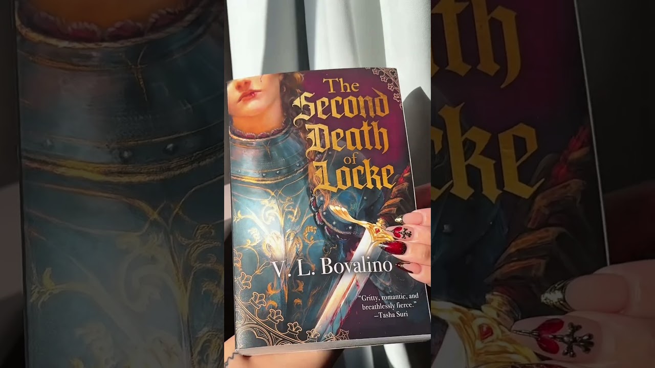 My nail tech killed it with this set! ♥️🗡️ 