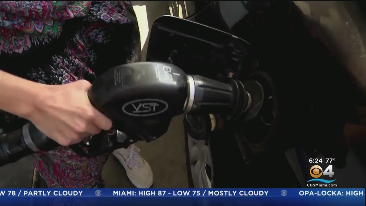 Tax break helps drop Florida gas prices - YouTube