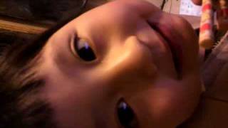 ぴなりのお色気ポージング docomo P-07A