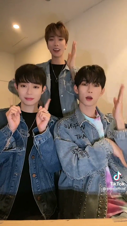 vote triger part 3 on mubeat. #kpop #kstage #mubeat #triger