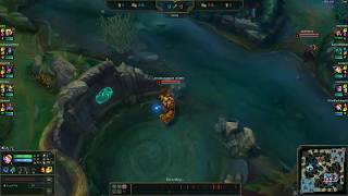 League of Legends: Lvl 1 blitz hook from dragon pit ^^