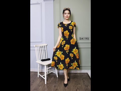 50 Kiểu váy đầm thiết kế dự tiệc dạ hội dáng xòe ôm body cao cấp tuổi trung niên 35 60 mới nhất 2020
