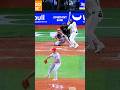 extraordinaria atrapada del picher a un rodado fuerte de JUNIOR CAMINERO. #béisbol #mlb