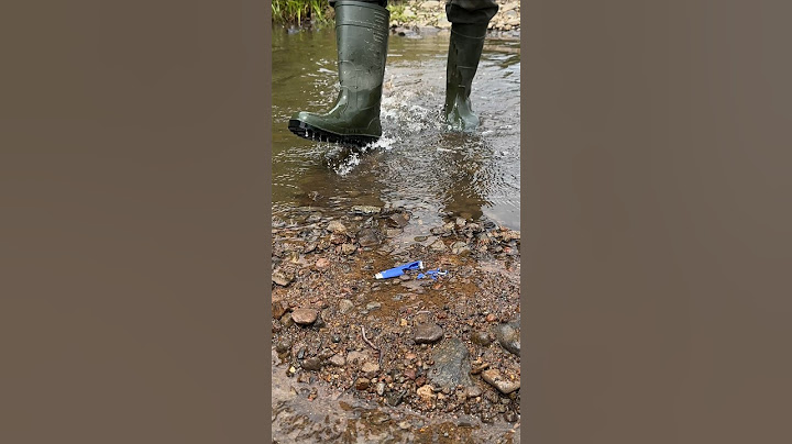 Survival Skill: How to Make Fire from a Broken Lighter Without Gas! #campping #lifehacks