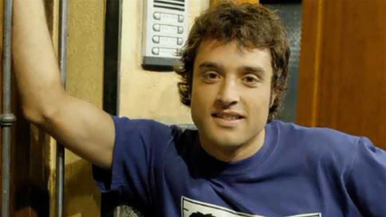 Alex Aqui No Hay Quien Viva