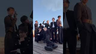 Omg BTS with Lili Reinhart 🔥