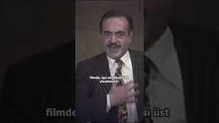 Patronun Yanında Sarılar Var