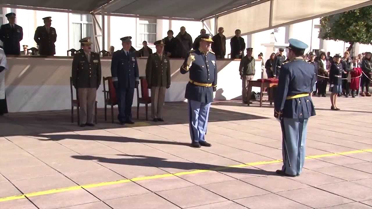 ENTREGA DE UNIFORMES 2013 -LICEO MILITAR GENERAL PAZ - YouTube