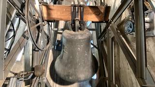Stuttgart (D - BW) Die Glocken der Stadtpfarrkirche St. Konrad