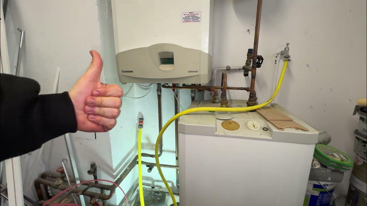 Junkers (Bosch Thermotechnik) Heizungswasserdruck kontrollieren GasHeizung Wasser nachfüllen