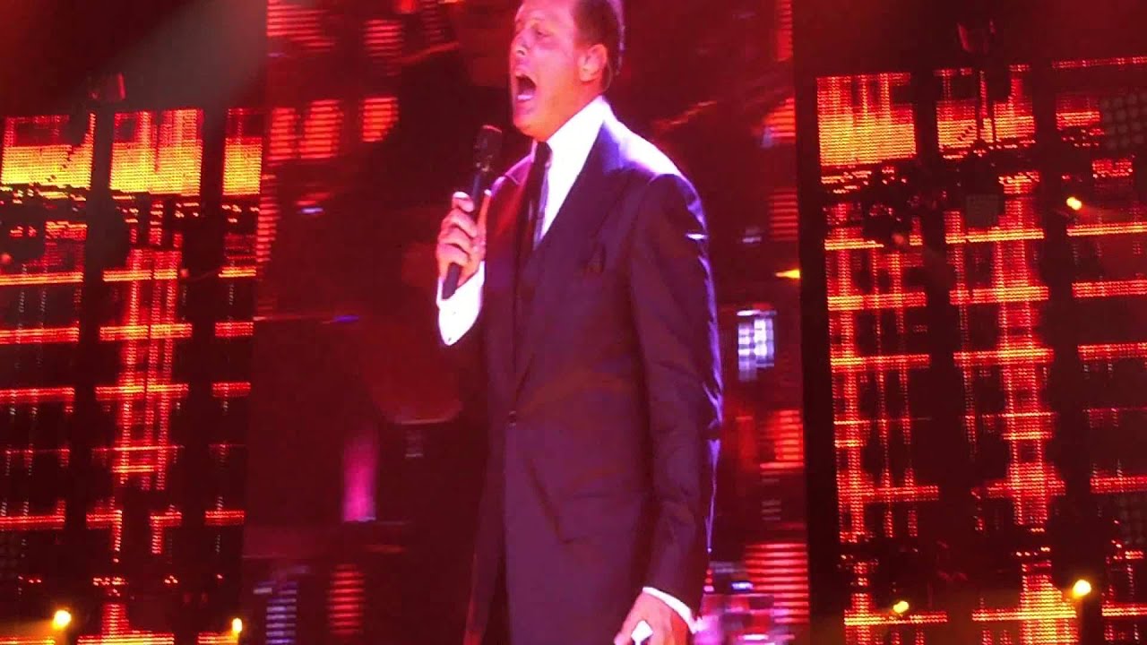 Luis Miguel Medley/Popurrí [Honda Center] YouTube