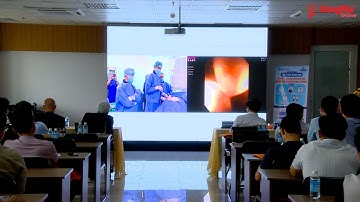 Truyền hình trực tiếp mổ sỏi, u tuyến tiền liệt cho hơn 100 bác sĩ