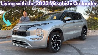 Living with the 2023 Mitsubishi Outlander SEL SAWC for a week | Review