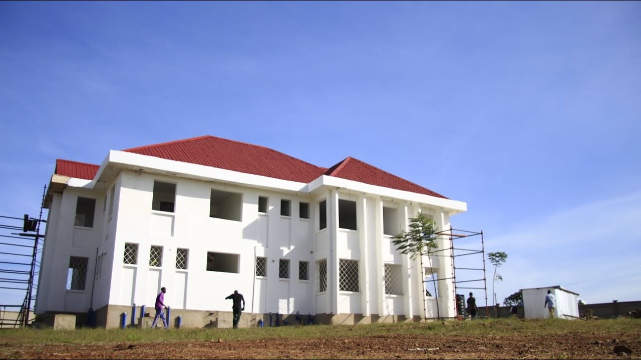 NYANSAHO AMWAGA MAMILIONI UJENZI WA CHUO CHA WORLDCHANGER ATOA SOMO KWA WAALIKWA