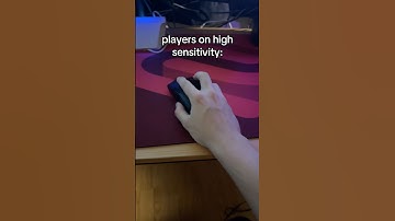 High Sens vs Low Sens Players Be Like… #shorts #viral