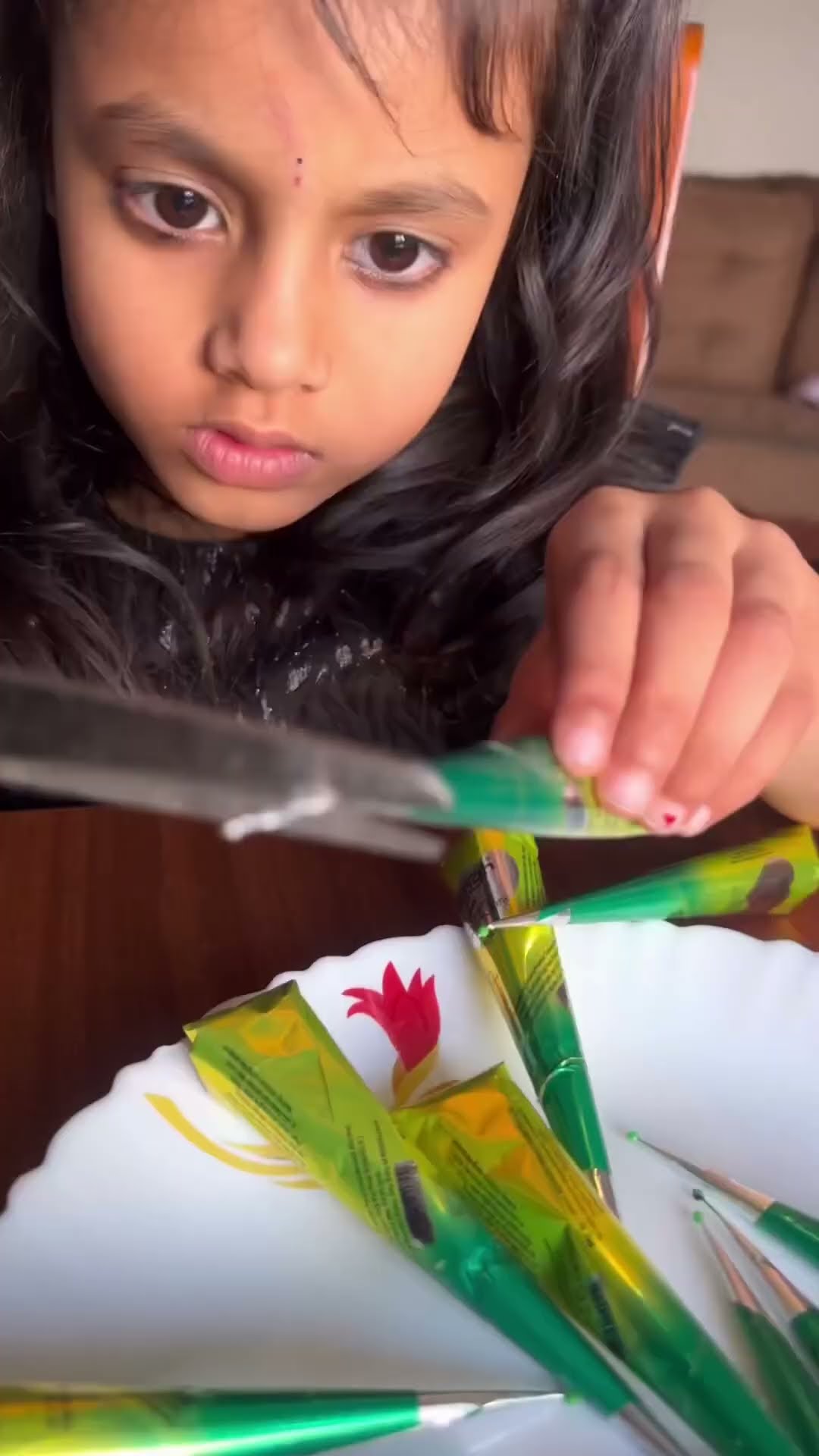 Mumma confused between mehendi and potty ? Tom\u0026Jerry #shorts