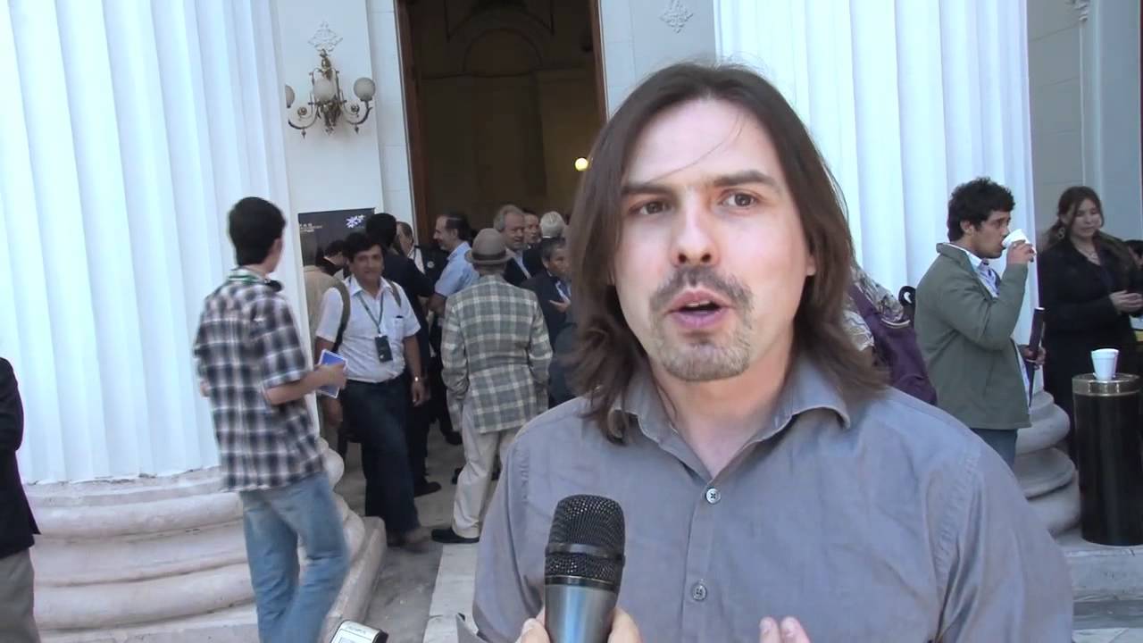 entrevista a profundidad Entrevista al Físico chileno Cesar Hidalgo