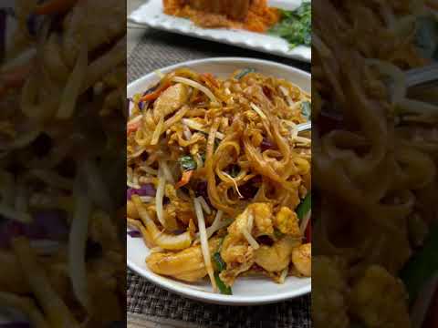 Delicious Chicken Pad Thai Feast On These TV